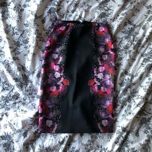 GUESS pencil skirt